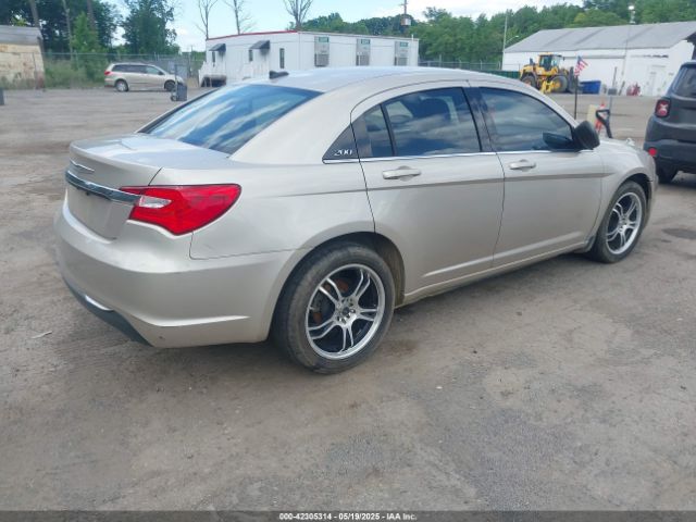 2014 CHRYSLER 200 1C3CCBAB9EN125349 Photo 3