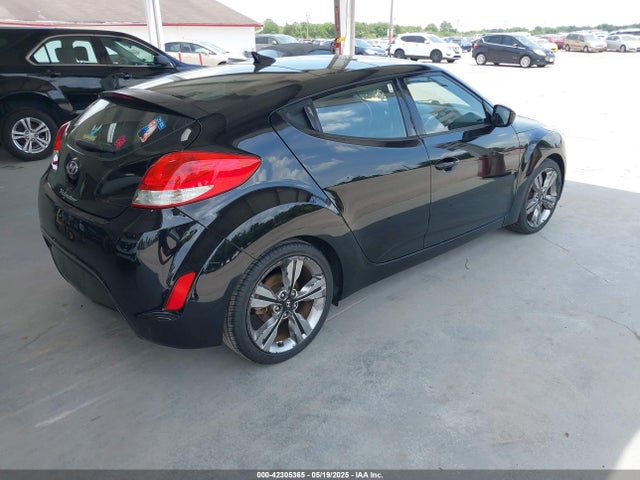 Hyundai Veloster 2016 KMHTC6AD0GU257960 Image 4