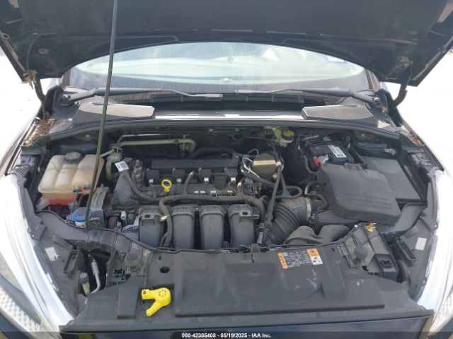 1FADP3F27GL233945 Ford FOCUS SE