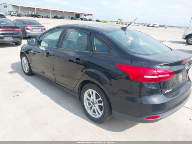 1FADP3F27GL233945 Ford FOCUS SE