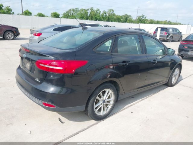 1FADP3F27GL233945 Ford FOCUS SE