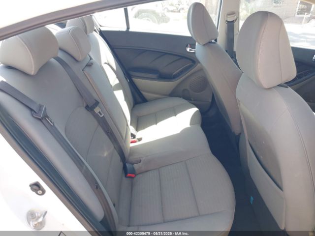KNAFX4A6XE5217305 KIA Forte