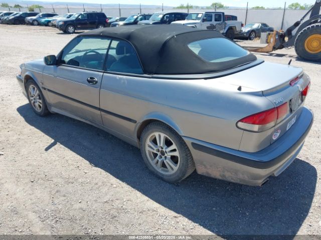 2002 SAAB 9-3 YS3DF75K227014231 Photo 2
