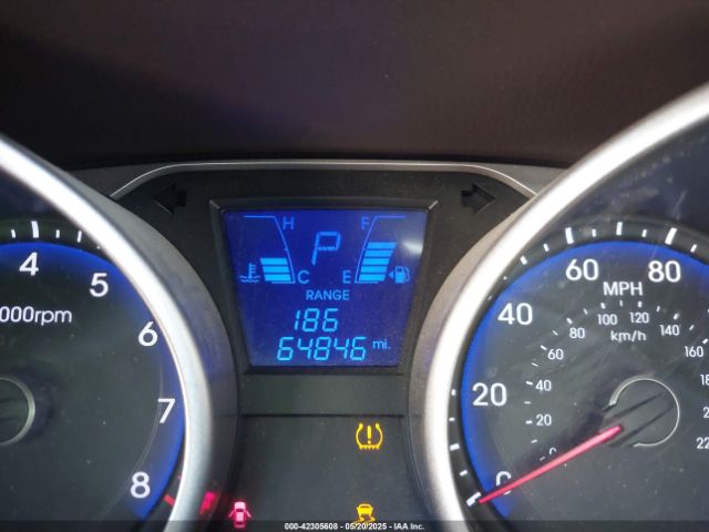 KM8JUCAG3EU807730 Hyundai TUCSON SE