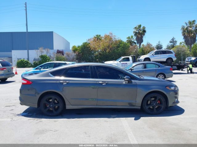 3FA6P0HD2GR240342 Ford FUSION SE