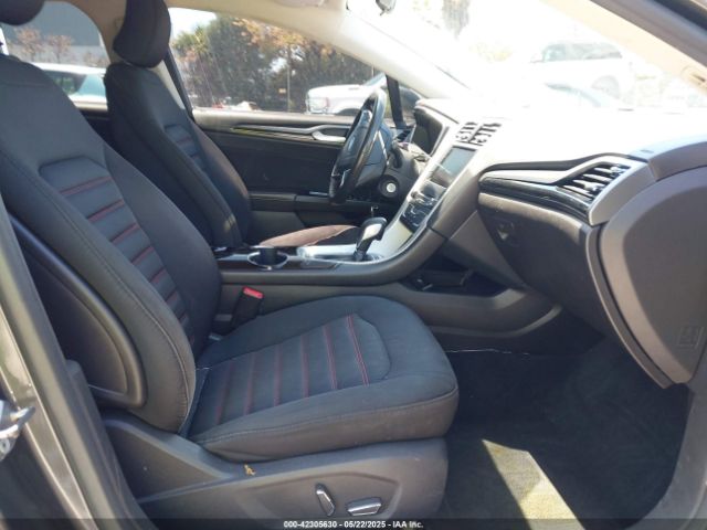 3FA6P0HD2GR240342 Ford FUSION SE