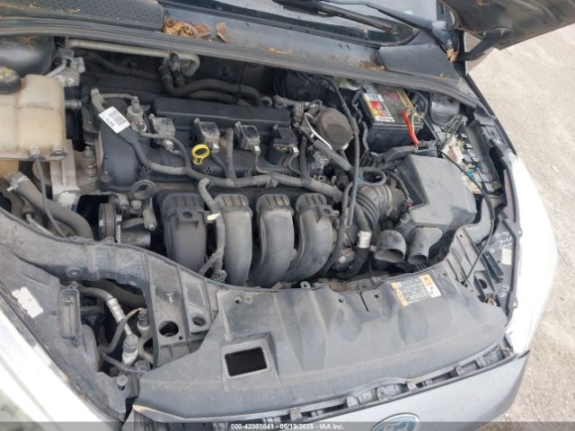 1FADP3F21HL205009 Ford FOCUS SE