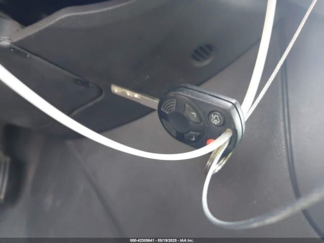 1FADP3F21HL205009 Ford FOCUS SE