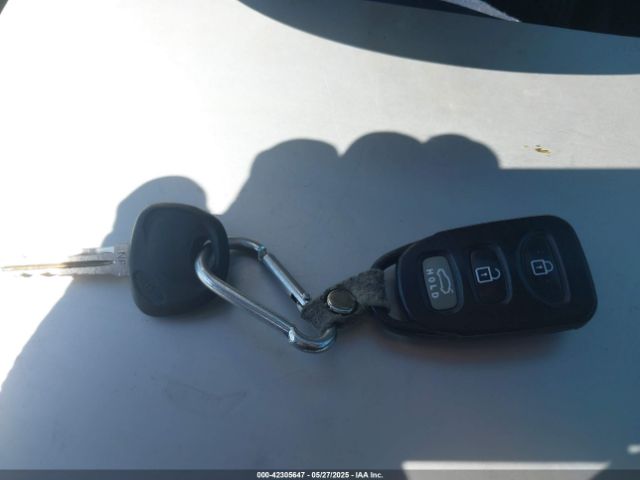 5NPDH4AE5FH622911 Hyundai ELANTRA SE