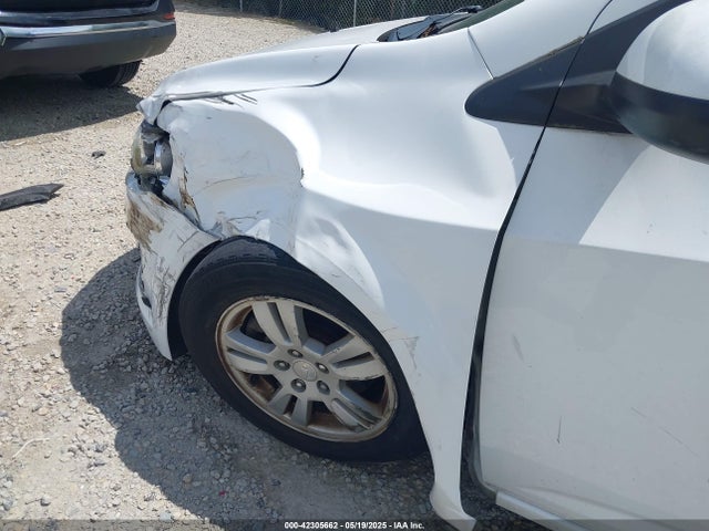 1G1JC5SH5E4187031 Chevrolet Sonic Lt Auto