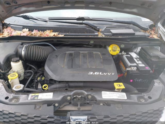 2C4RDGCG2GR338951 Dodge Grand Caravan Sxt