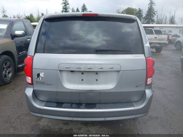 2C4RDGCG2GR338951 Dodge Grand Caravan Sxt