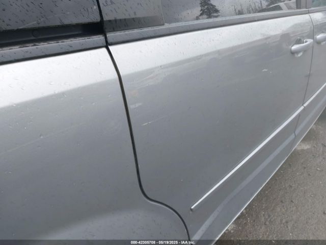 2C4RDGCG2GR338951 Dodge Grand Caravan Sxt