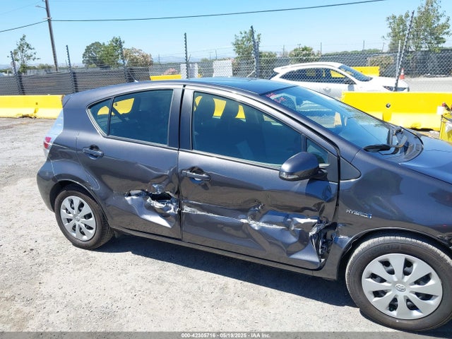 JTDKDTB36E1065538 Toyota 1nz-fxe+1lm