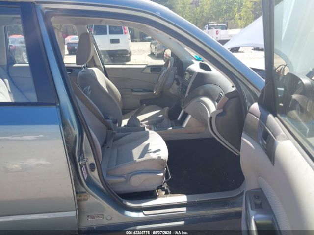 2013 SUBARU FORESTER JF2SHABC9DG404623 Photo 4