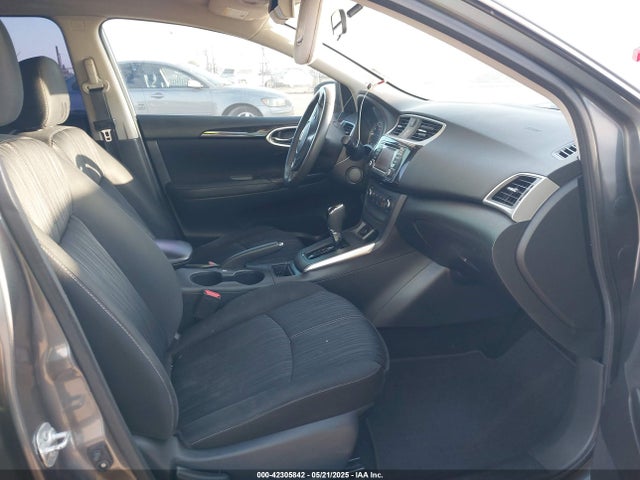 3N1AB7AP8HL665961 Nissan SENTRA SV