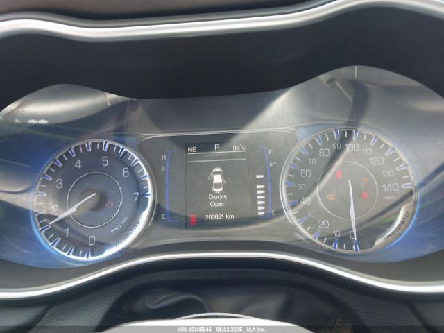 2015 CHRYSLER 200 1C3CCCAB8FN615160 Photo 6
