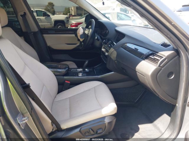 2017 BMW X3 5UXWX9C3XH0W68155 Photo 4