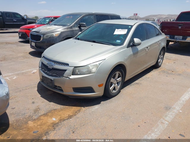 1G1PC5SBXE7467130 Chevrolet Cruze 1lt Auto