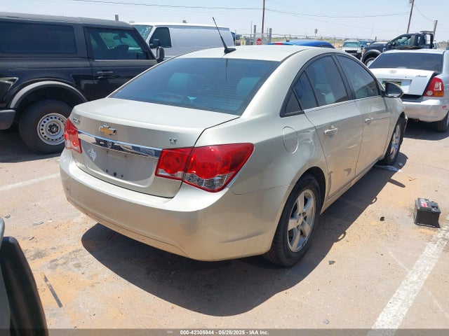 1G1PC5SBXE7467130 Chevrolet Cruze 1lt Auto