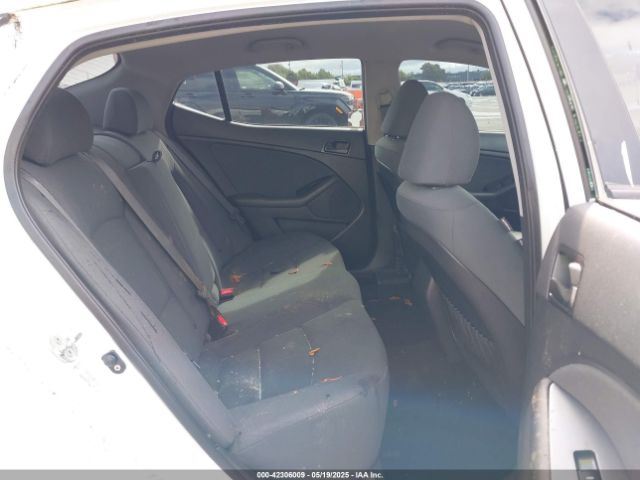 KNAGM4A77F5621895 KIA Optima Lx