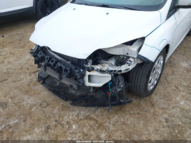 1FADP3K21EL376148 Ford FOCUS SE