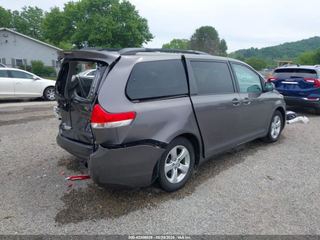 5TDKK3DC8ES422689 Toyota Sienna Le V6 8 Passenger