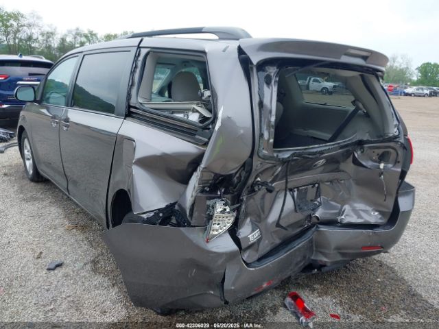 5TDKK3DC8ES422689 Toyota Sienna Le V6 8 Passenger