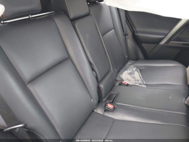 2T3JFREV4GW414626 Toyota RAV4 SE