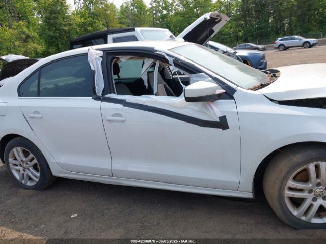 3VW2B7AJ0HM303417 Volkswagen Jetta 1.4t S