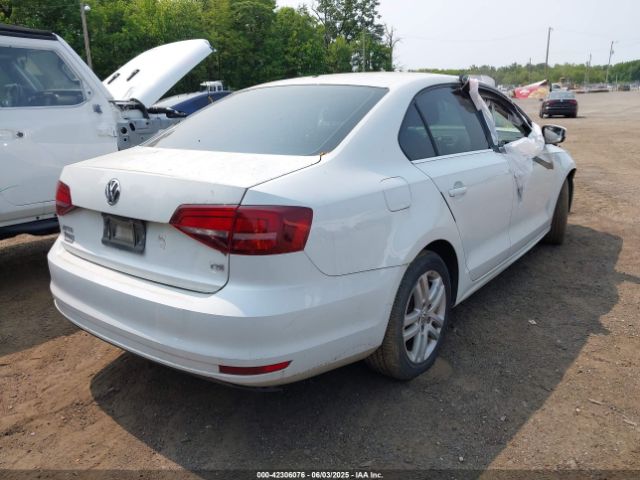 3VW2B7AJ0HM303417 Volkswagen Jetta 1.4t S