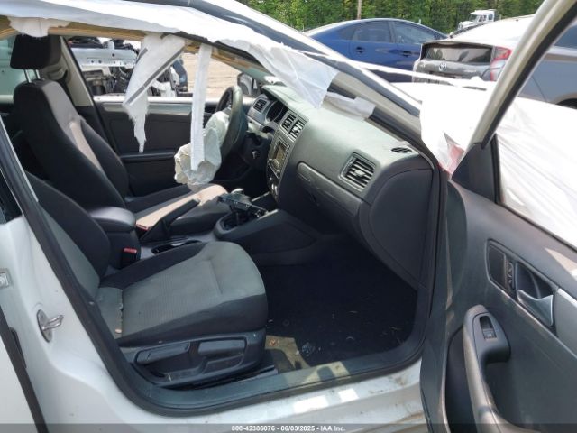 3VW2B7AJ0HM303417 Volkswagen Jetta 1.4t S