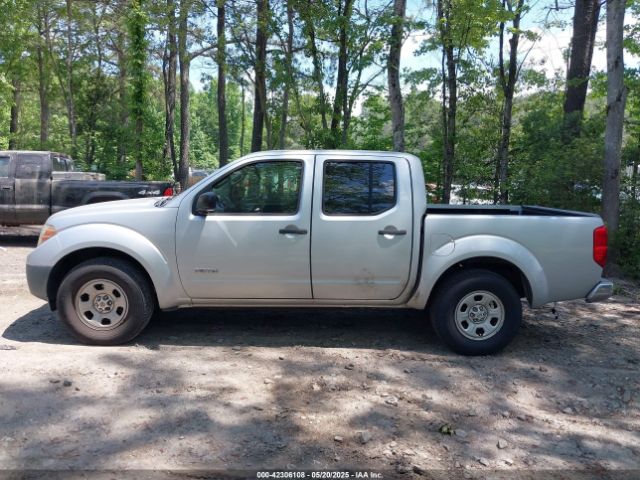 1N6AD0ER0FN711979 Nissan FRONTIER S