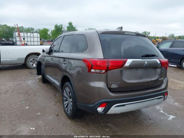 2019 MITSUBISHI OUTLANDER JA4AZ3A31KZ043372 Photo 2