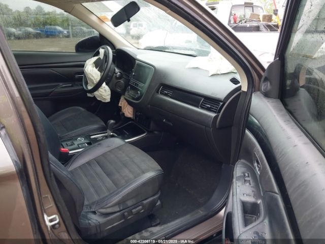 2019 MITSUBISHI OUTLANDER JA4AZ3A31KZ043372 Photo 4