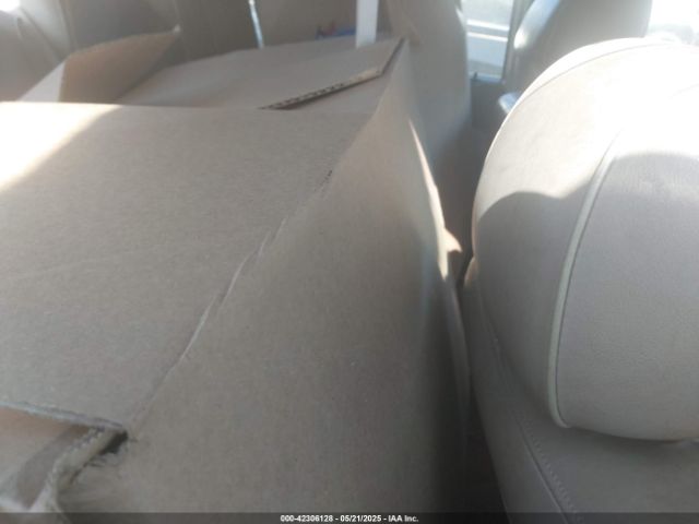 2002 ACURA RL JH4KA96562C002574 Photo 7