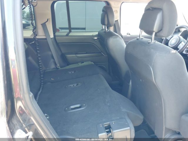 1C4NJPBB7FD106912 Jeep Patriot Sport