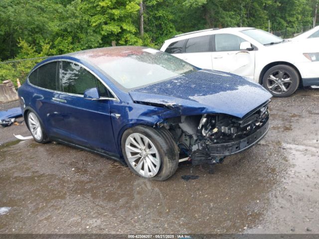 2017 TESLA MODEL X 5YJXCBE2XHF060702