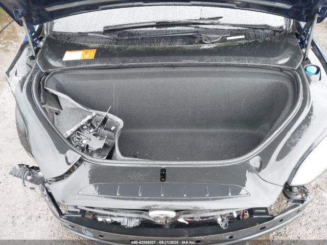 2017 TESLA MODEL X 5YJXCBE2XHF060702 Photo 9