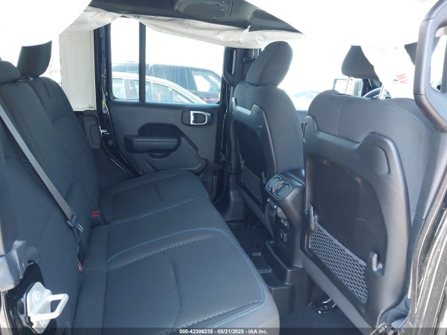 1C4RJXR63RW167211 Jeep Wrangler