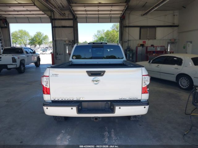 1N6BA1F45GN517262 Nissan Titan Xd Sl Diesel