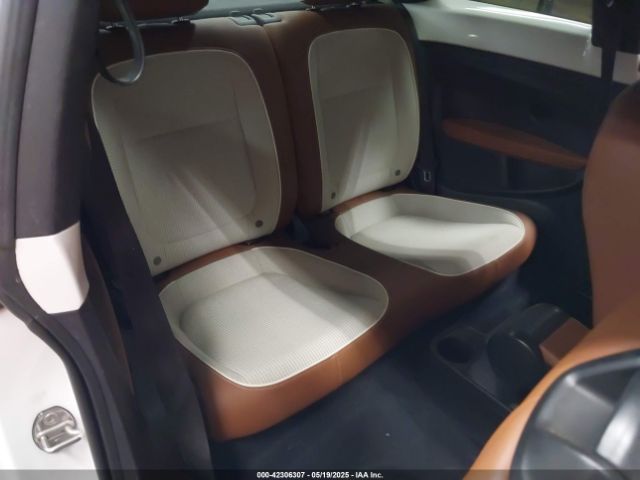3VWF17AT3GM636442 Volkswagen Beetle 1.8t Classic