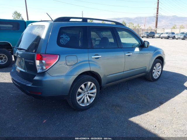 2011 SUBARU FORESTER JF2SHADC3BH745245 Photo 3