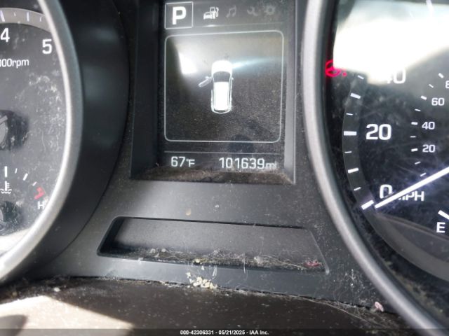 5XYZTDLB7HG429404 Hyundai Santa Fe Sport 2.4l