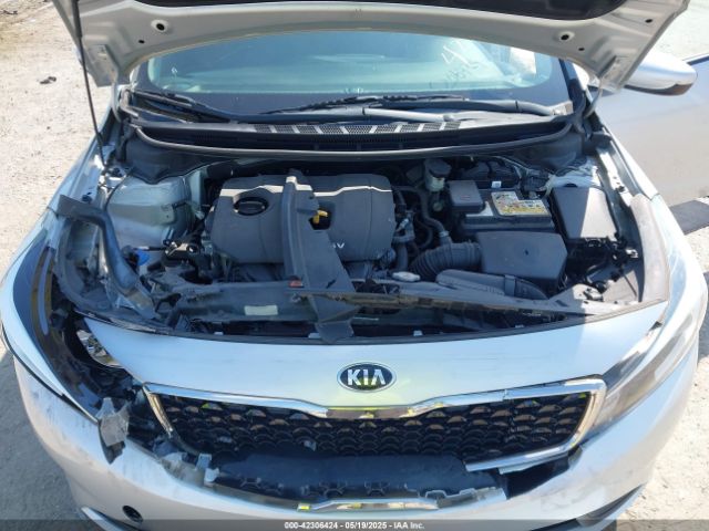 3KPFK4A73JE239090 KIA FORTE LX