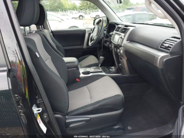 2019 TOYOTA 4RUNNER JTEBU5JR2K5666902 Photo 4