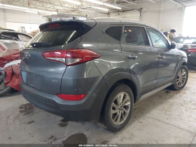 2018 HYUNDAI TUCSON KM8J3CA45JU681289 Photo 3