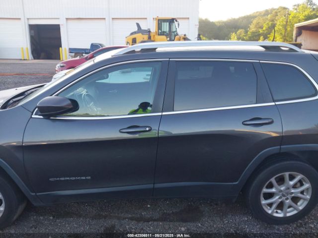 1C4PJLCB6HW542030 Jeep Cherokee Latitude Fwd