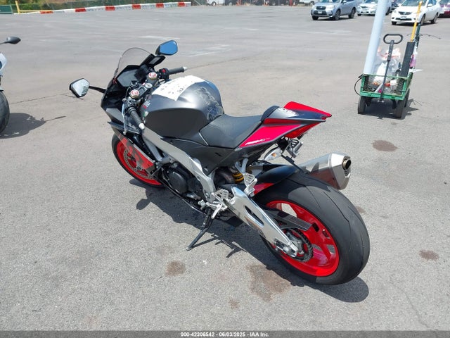 ZD4KEU00XJS001393 Aprilia 2018
