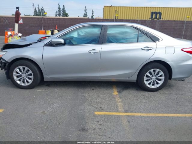4T4BF1FK2GR519027 Toyota CAMRY LE